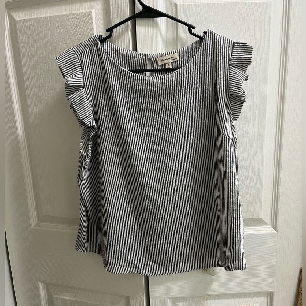 Monteau Gray Ruffled Blouse Size XL